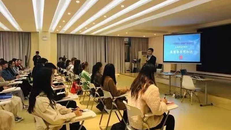 企业在线培训系统，如何挑选最适合的？**